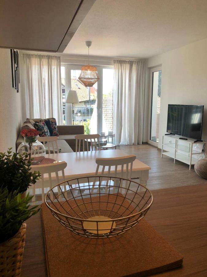 Ferienwohnung Rosengarten In Тетнанг Екстериор снимка